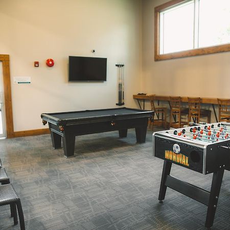 Elkhorn Resort, Spa, And Conference Centre Wasagaming Buitenkant foto
